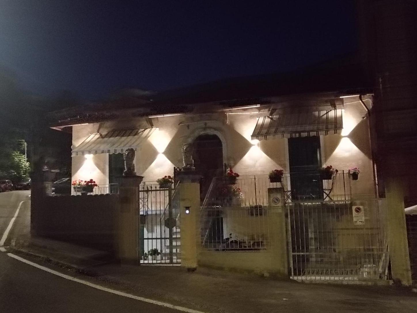 La Maison Du Lion La Spezia Buitenkant foto