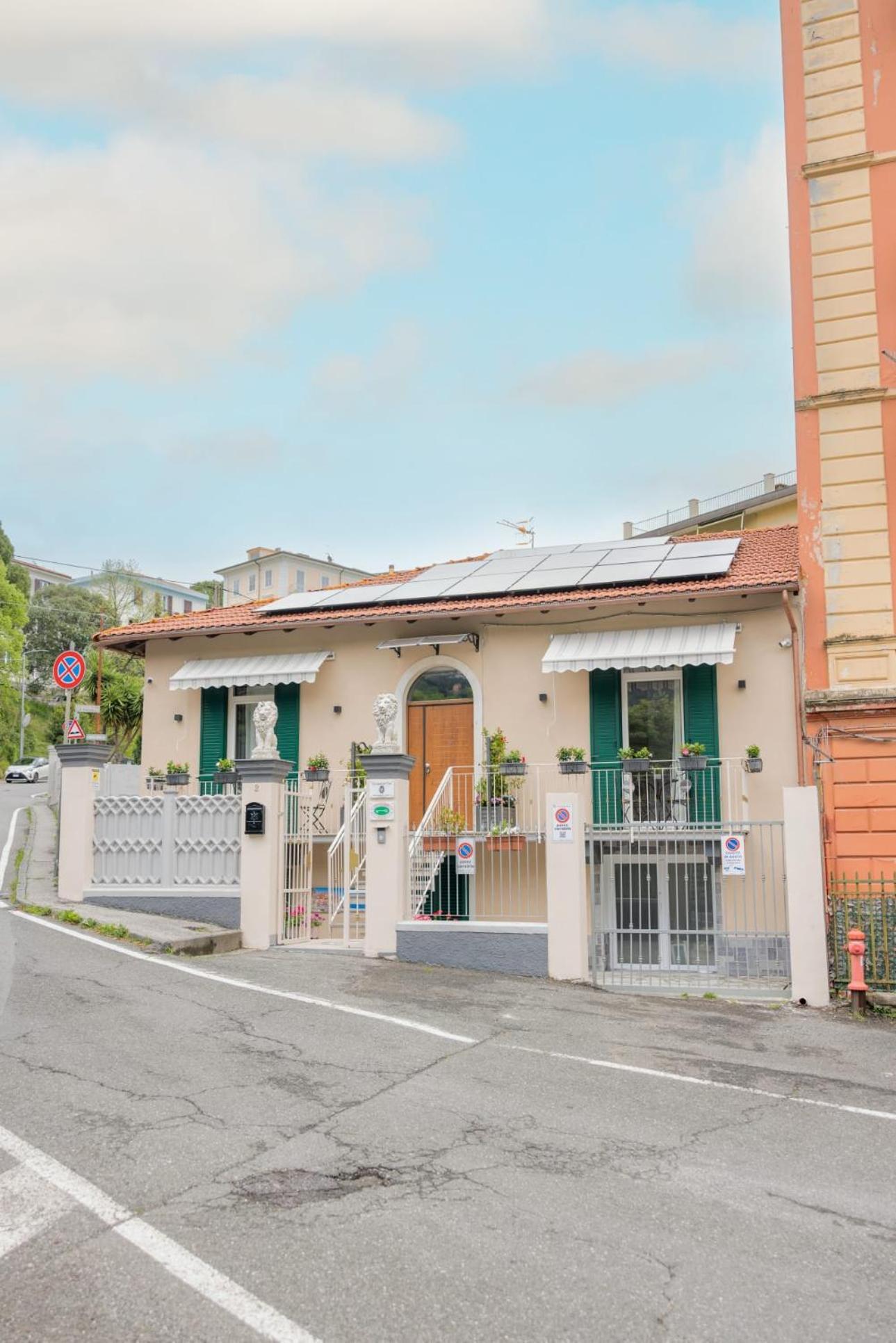 La Maison Du Lion La Spezia Buitenkant foto